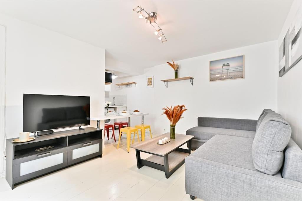 Appartement Proche Canal Saint Martin Paris Exterior photo