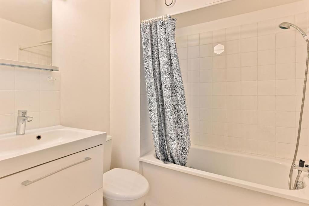Appartement Proche Canal Saint Martin Paris Exterior photo