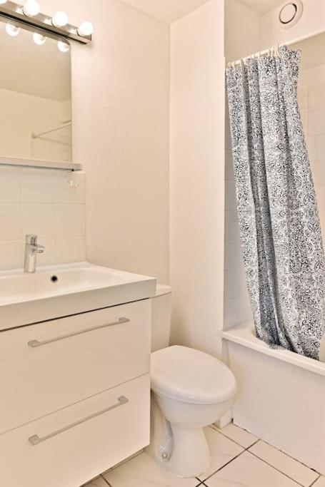 Appartement Proche Canal Saint Martin Paris Exterior photo