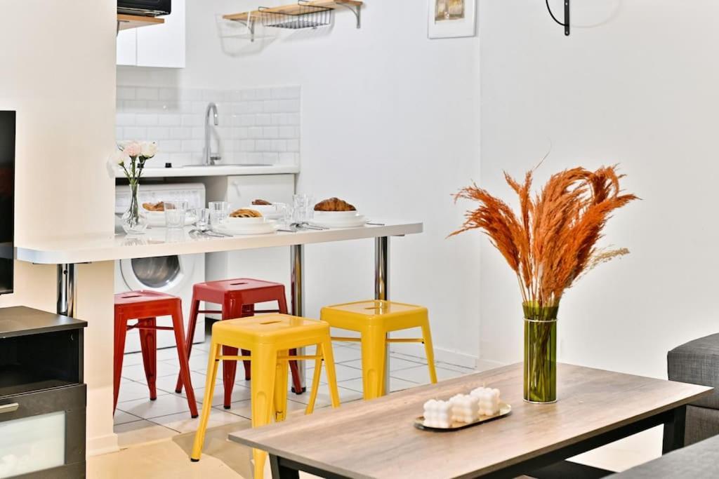 Appartement Proche Canal Saint Martin Paris Exterior photo